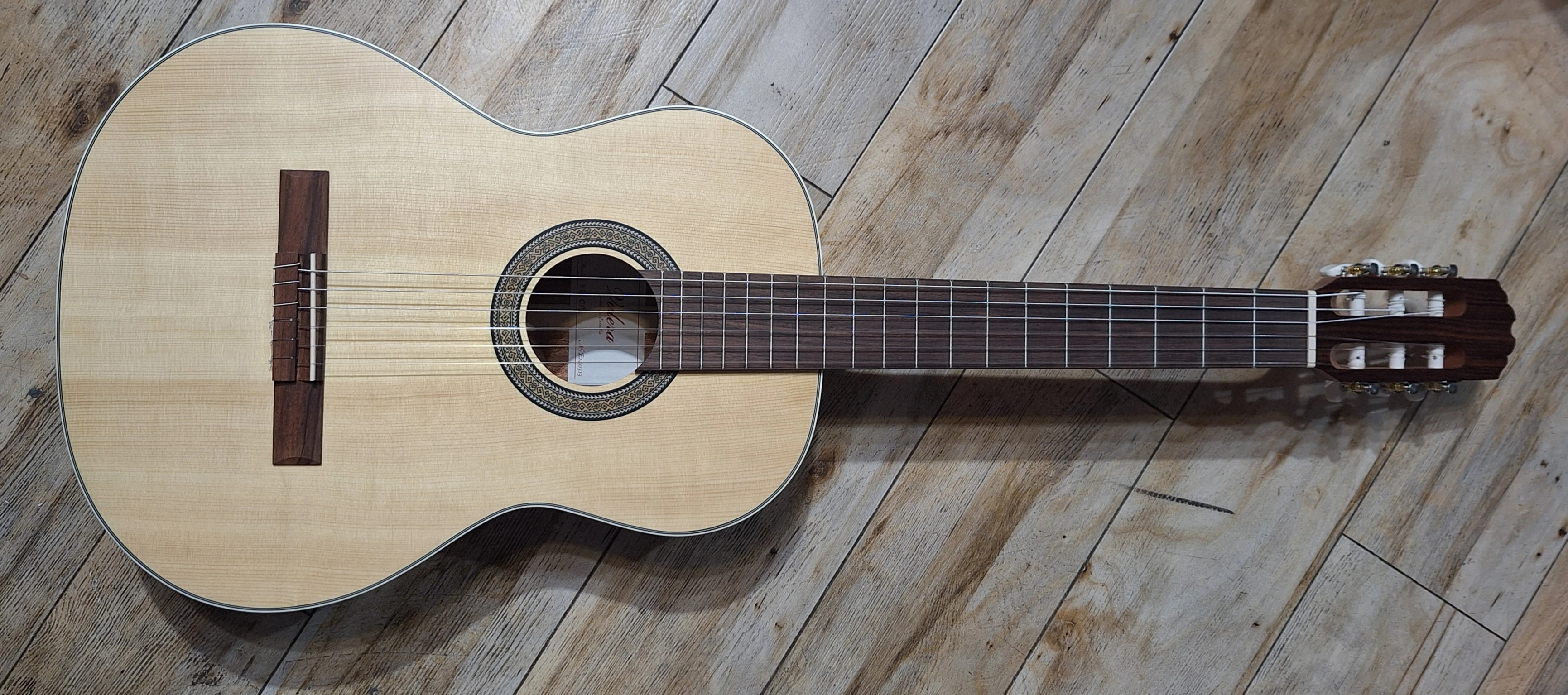 Valera Estudio E1S OP 4/4 Konzertgitarre